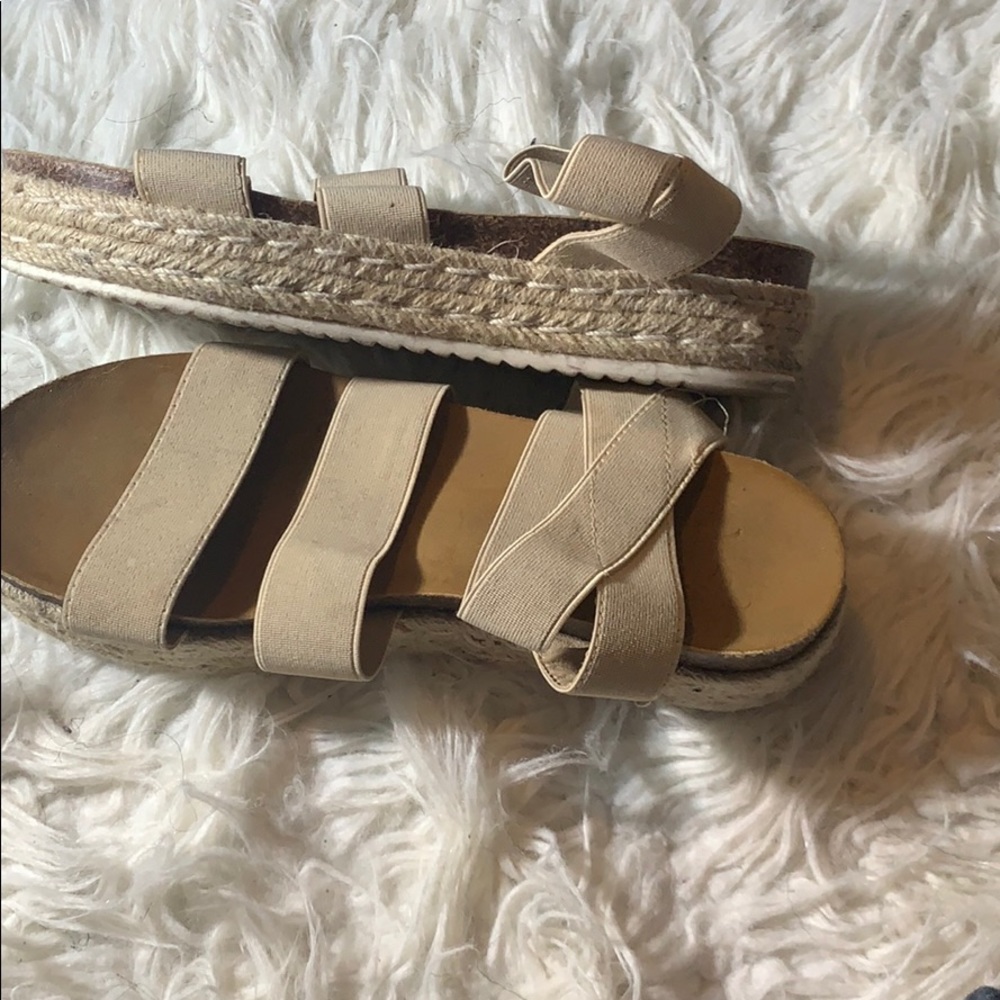 Sandals - Picture 3 of 3